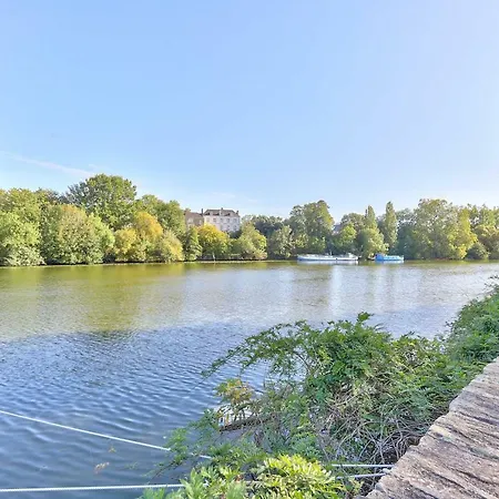 Functional And Charming Studio With A Nice View Of The Erdre! נאנט